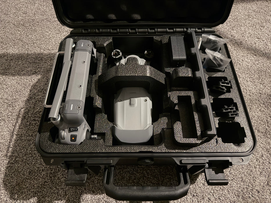DJI Matrice 4E Combo (Lightly Used)