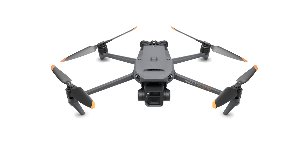 M3E_BZ__0822_0002_1200x600_cro